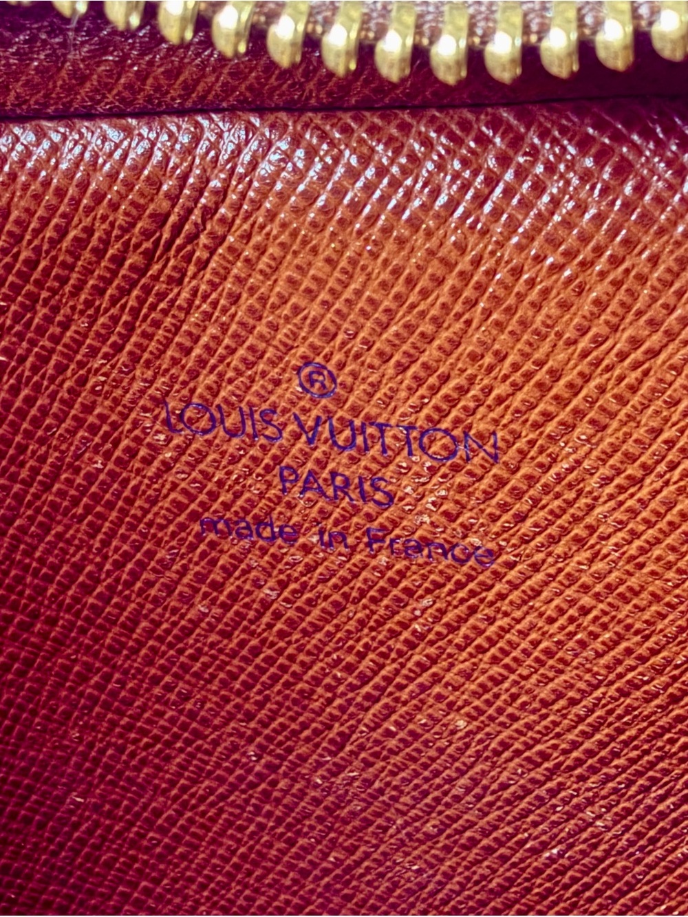 Louis Vuitton Monogram Amazon MM Crossbody Bag | Vintage | Dust Bag & Shop Bag - Picture 15 of 16